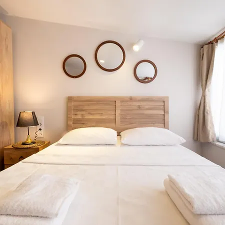 Hotel Dream Near Taksim 3*