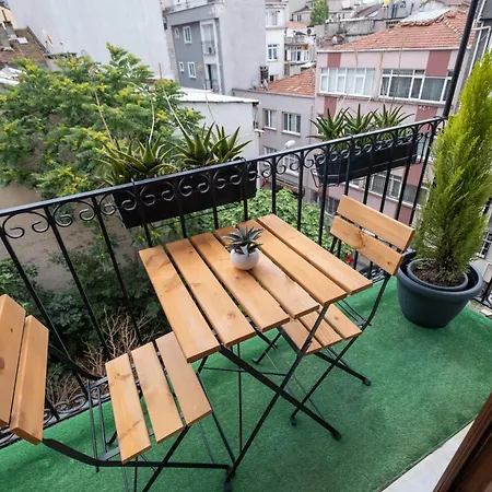 Dream Near Taksim 3*